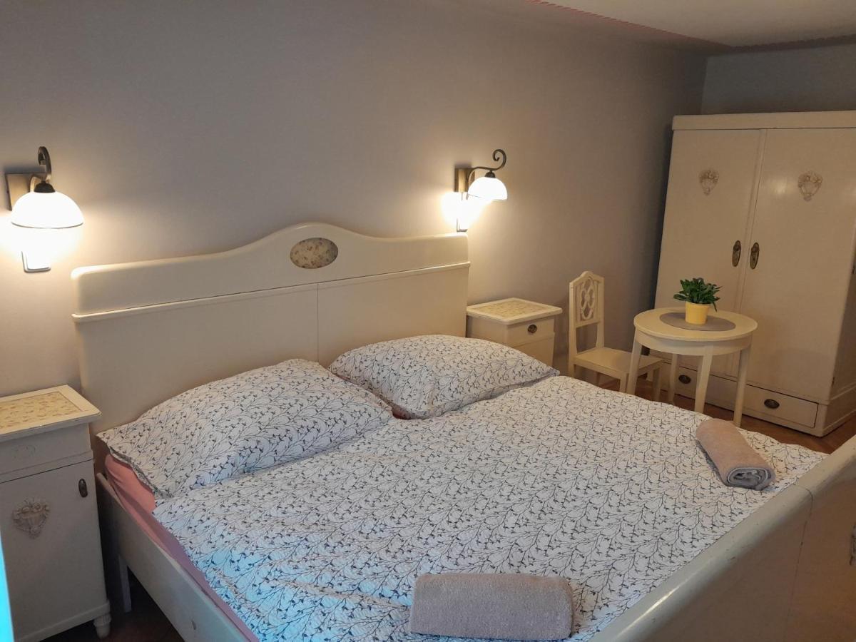 Apartments Kajovska 63 Чески-Крумлов Экстерьер фото